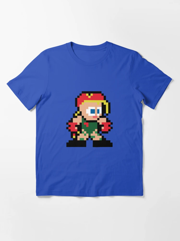 Tee-shirt bleu électrique Street Fighter avec le personnage Cammy en pixels rouge et jaune, de face